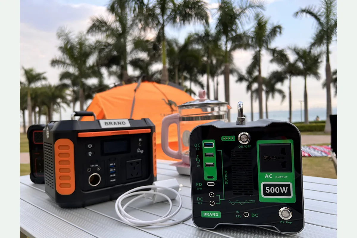 ZOMWELL portable power station product range